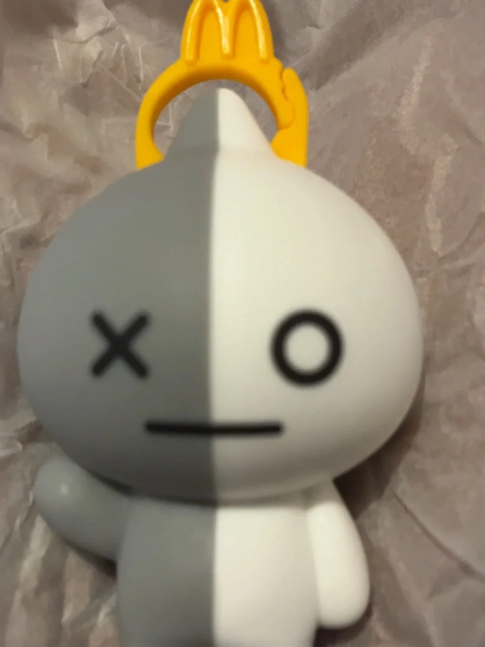 2026 McDonald’s BT21 VAN Happy Meal Toy Keychain BTS Character With Box